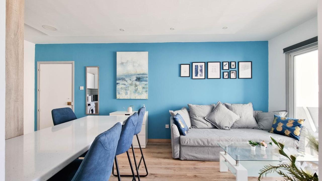 Modern Retreat: 2Br Stylish Apt With Comfy Rooms! Smart Tv With 200Mbps Internet Lárnaca Exterior foto